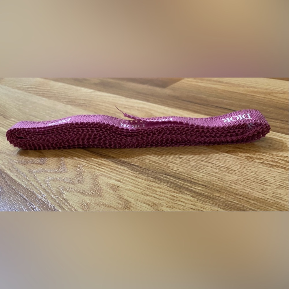 Dior Fuchsia Ribbon - Picture 4 of 6